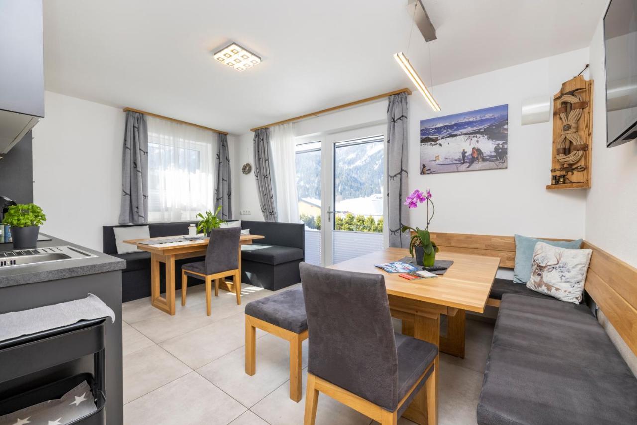 Fischis Alpen Appartements Flachau Exterior photo